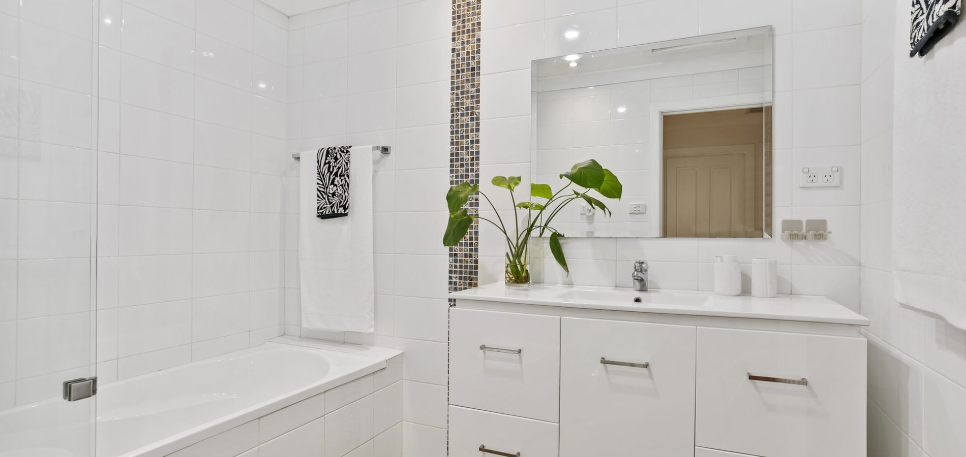 62/59a Castle Street, Castle Hill NSW 2154 - photo 9
