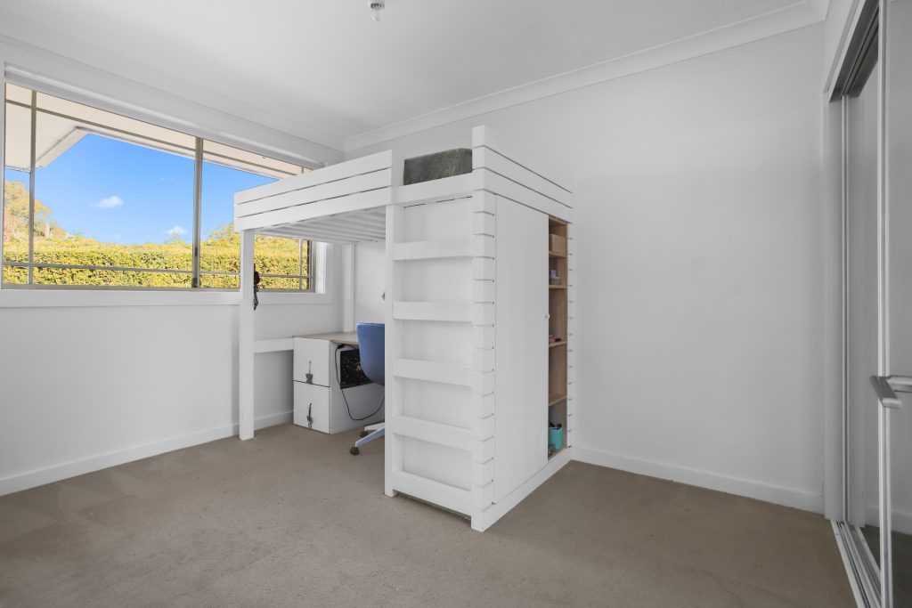 1/102A Targo Road, Girraween NSW 2145 - photo 5