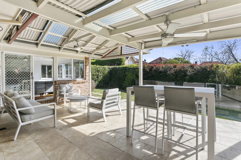 6 Winslow Avenue, Castle Hill NSW 2154 - photo 16