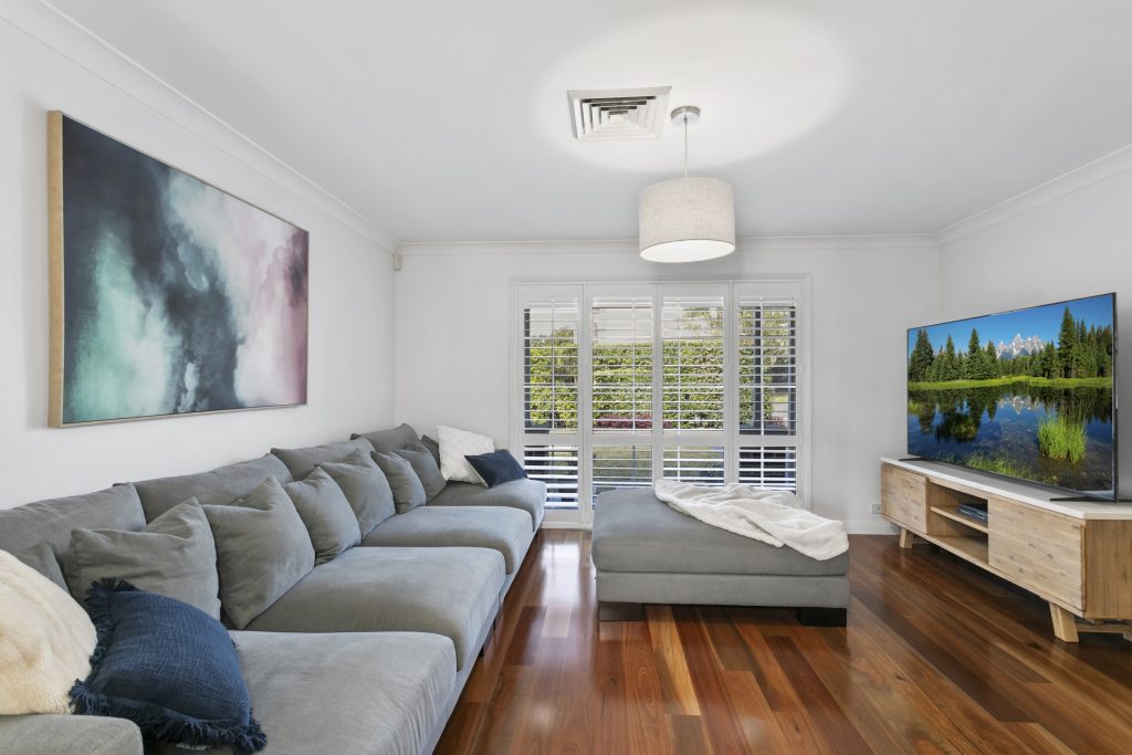 6 Winslow Avenue, Castle Hill NSW 2154 - photo 5