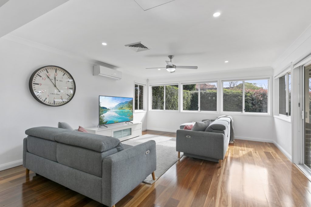 6 Winslow Avenue, Castle Hill NSW 2154 - photo 6