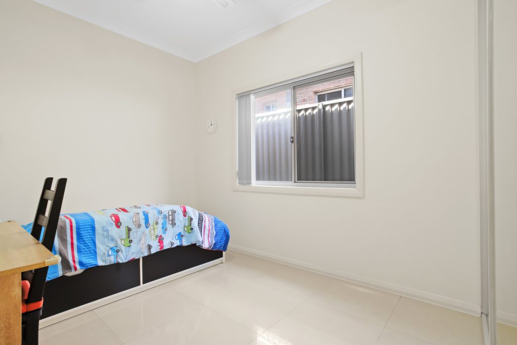 15B Magowar Road, Pendle Hill NSW 2145 - photo 7