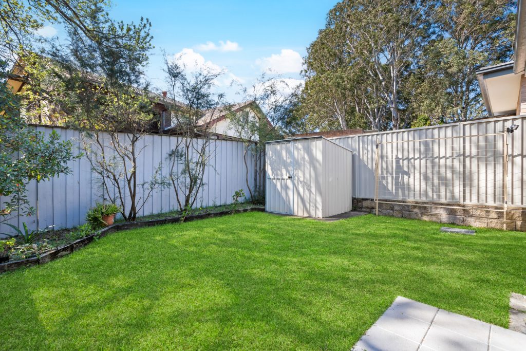 15B Magowar Road, Pendle Hill NSW 2145 - photo 10