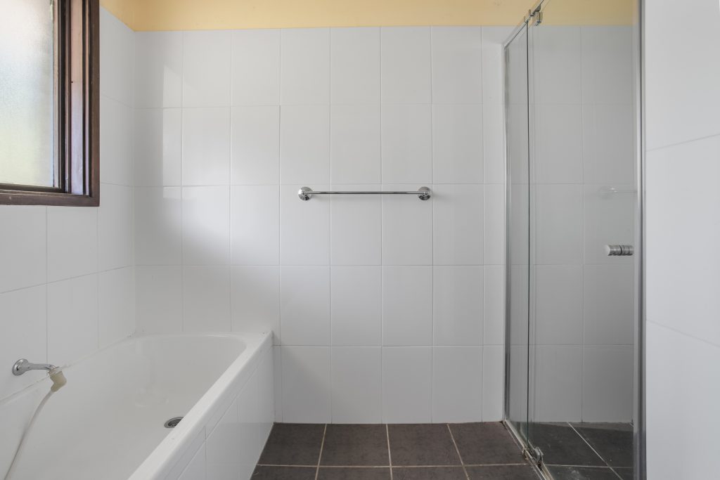 101 Sporing Avenue, Kings Langley NSW 2147 - photo 5