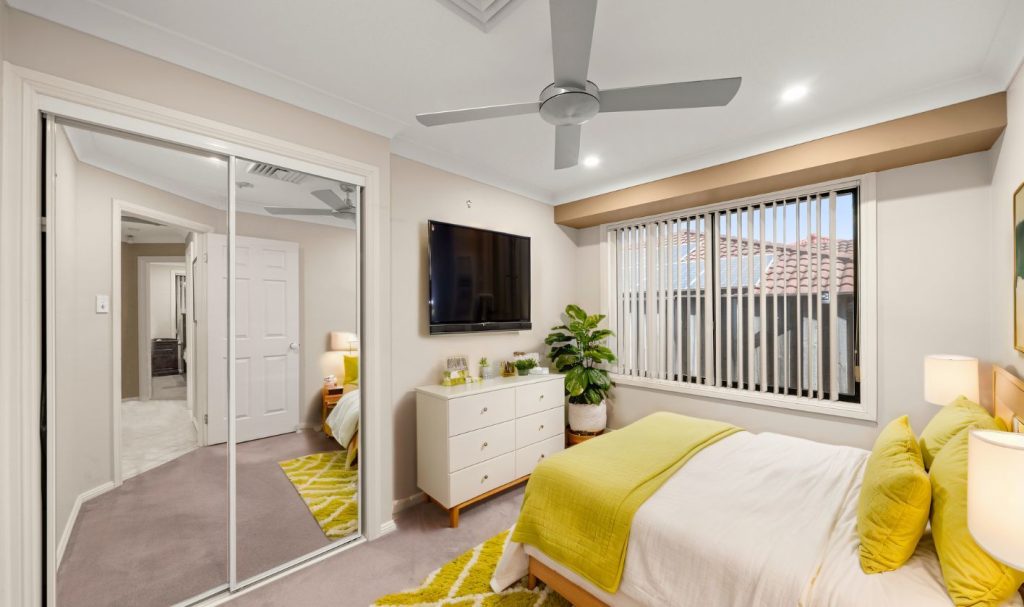 8 Dutton Road, Beaumont Hills NSW 2155 - photo 2
