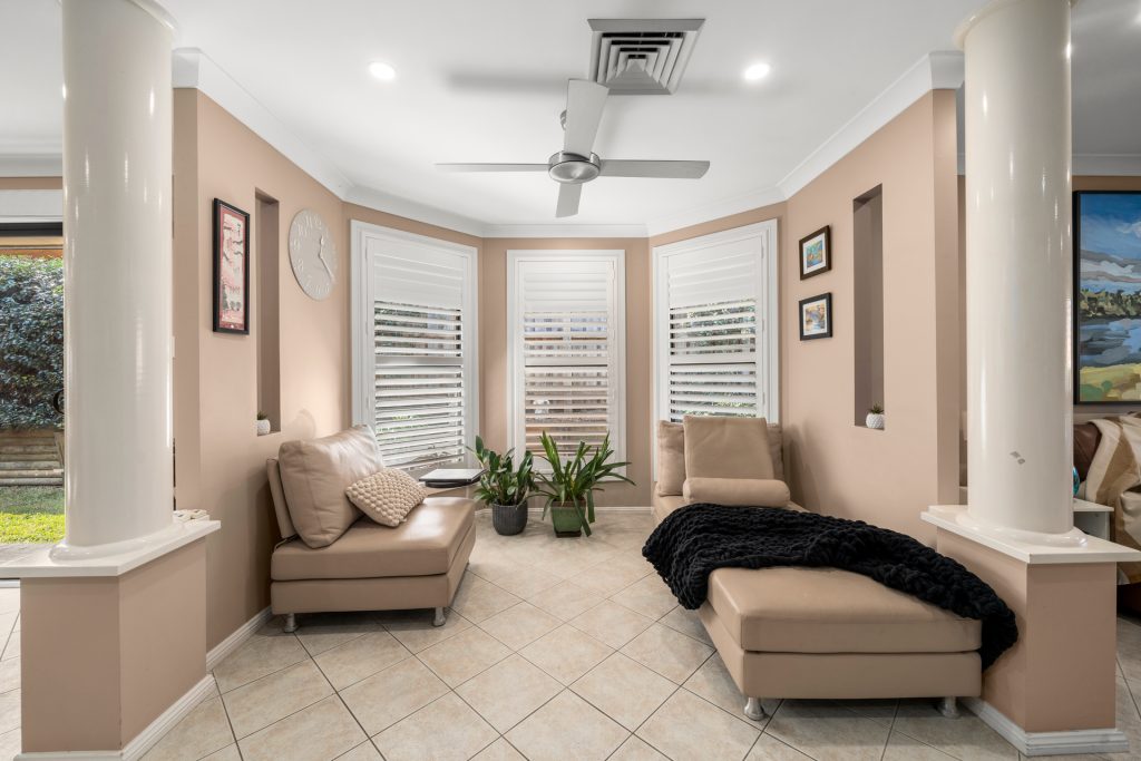 8 Dutton Road, Beaumont Hills NSW 2155 - photo 5