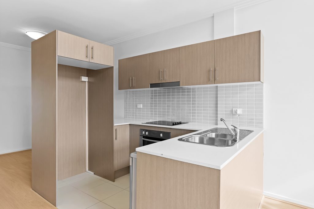 13/6-10 Kippax Street, Greystanes NSW 2145 - photo 8