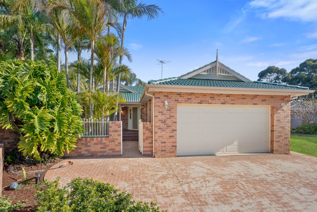5 Windmill Close, Seven Hills NSW 2147 - McGrath West Group