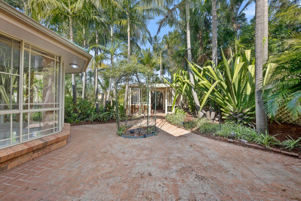 5 Windmill Close, Seven Hills NSW 2147 - photo 8