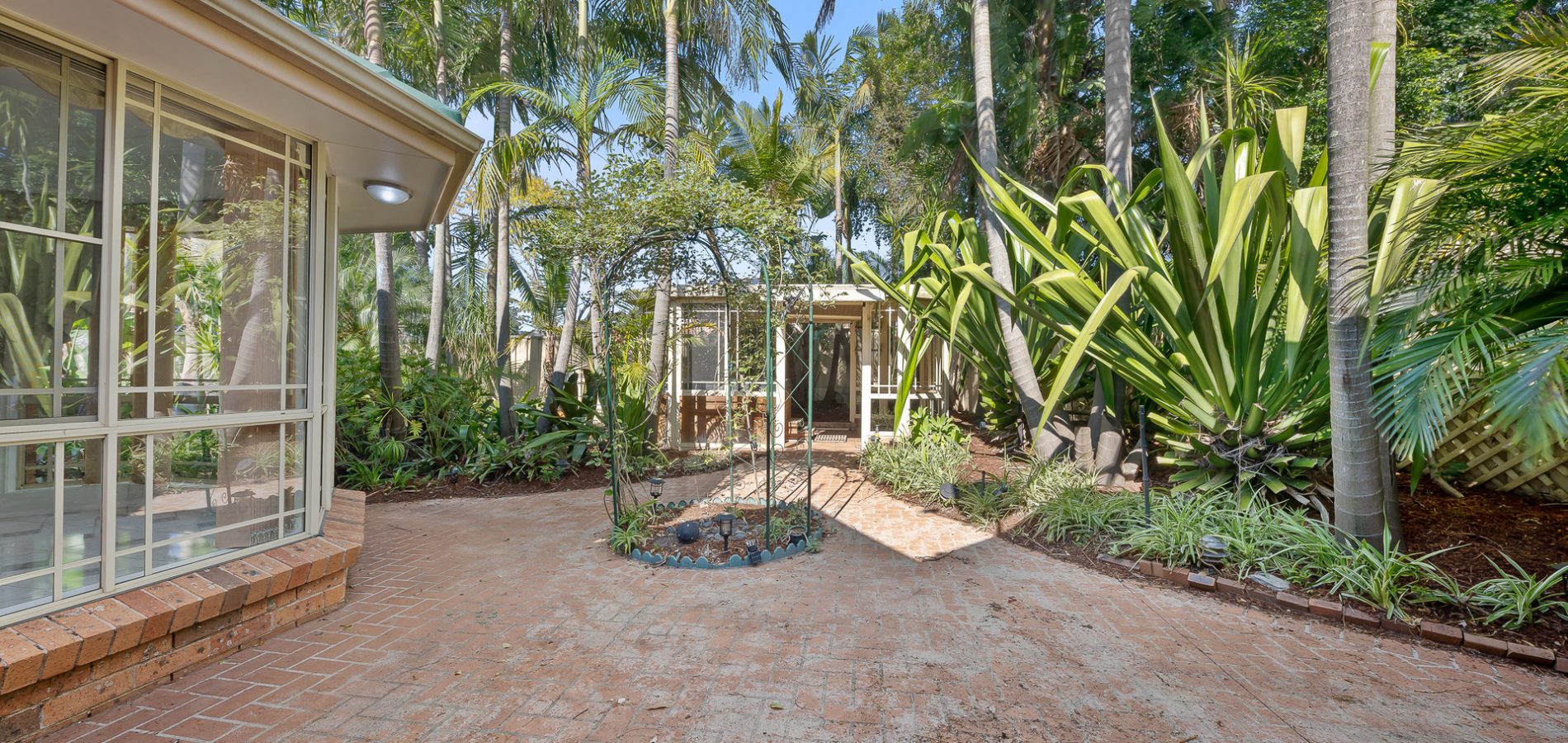 5 Windmill Close, Seven Hills NSW 2147 - photo 8