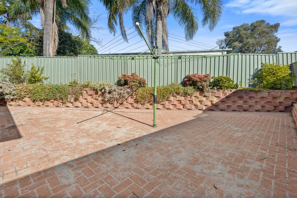 5 Windmill Close, Seven Hills NSW 2147 - photo 9