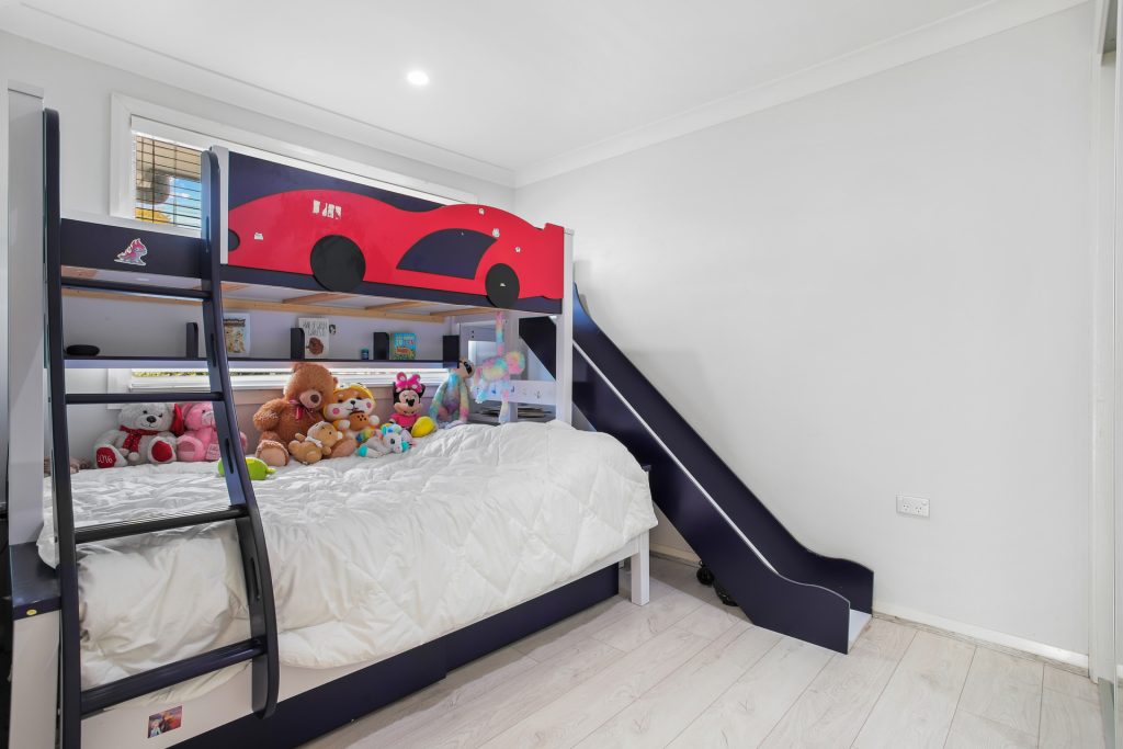 4/166 Targo Road, Girraween NSW 2145 - photo 9