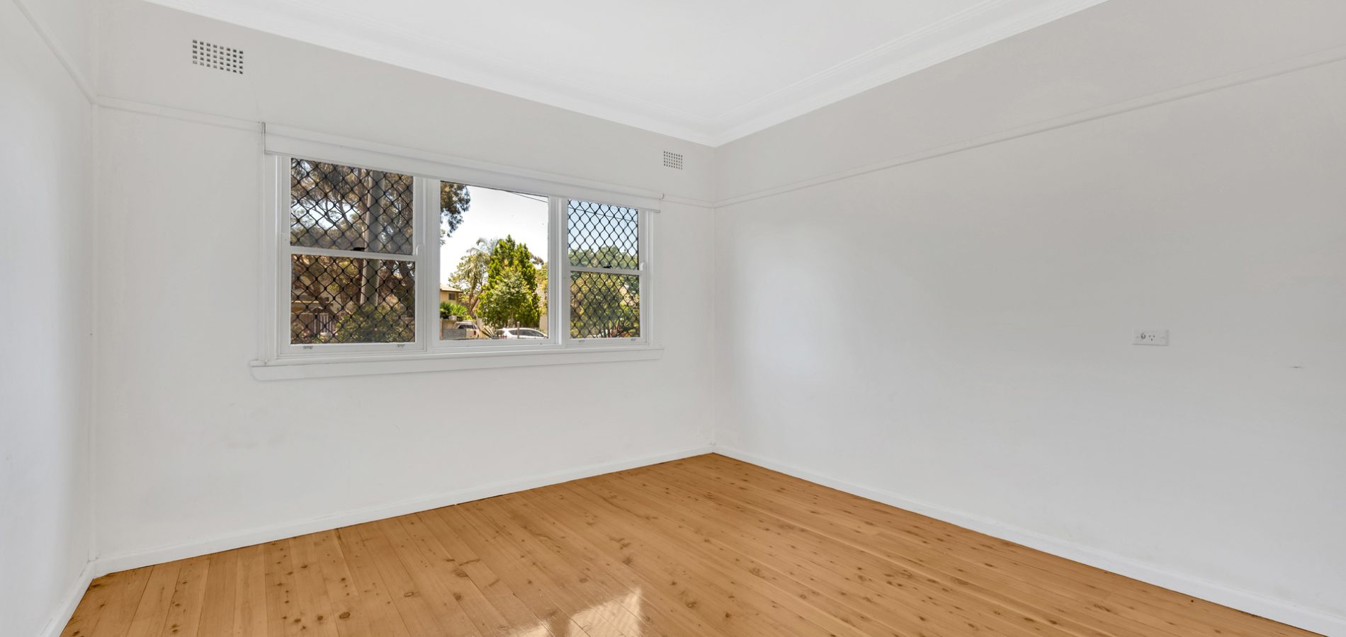 38 Valeria Street, Toongabbie NSW 2146 - photo 11
