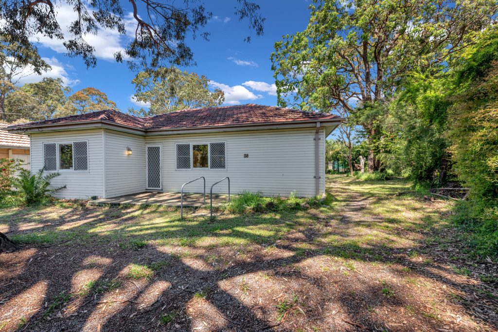 38 Valeria Street, Toongabbie NSW 2146 - McGrath West Group