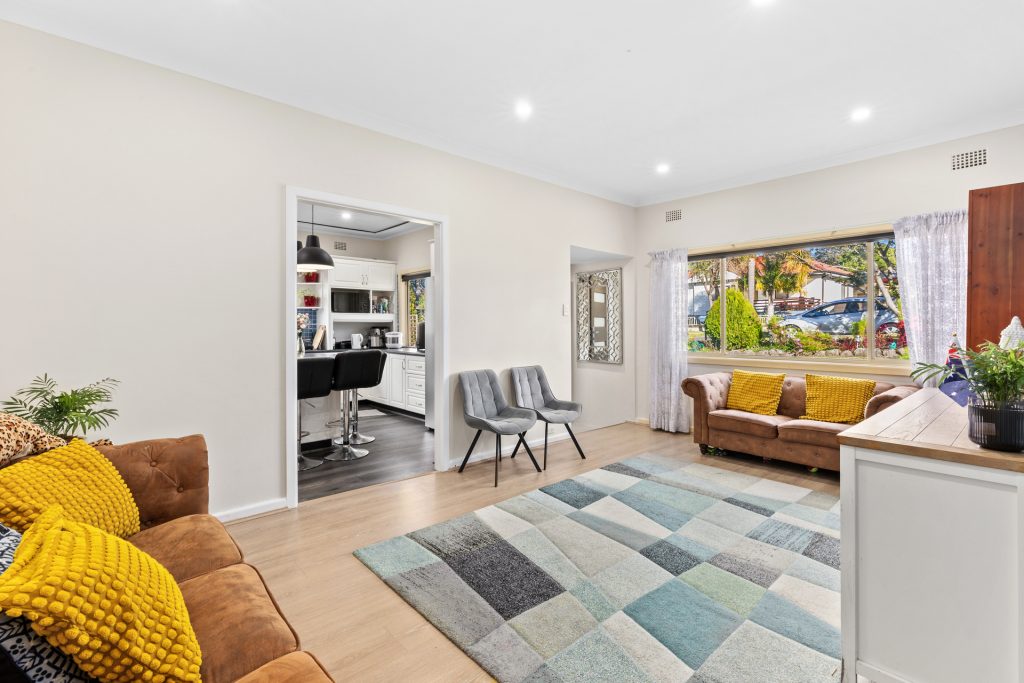 15 Andrew Place, Girraween NSW 2145 - photo 2