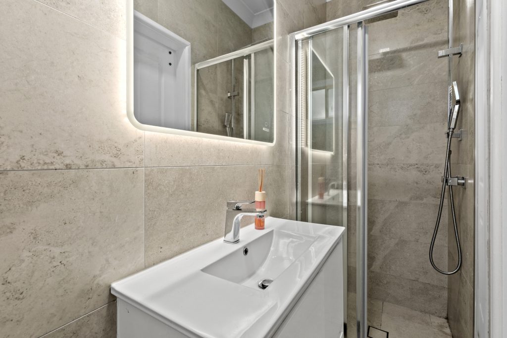 15 Andrew Place, Girraween NSW 2145 - photo 12