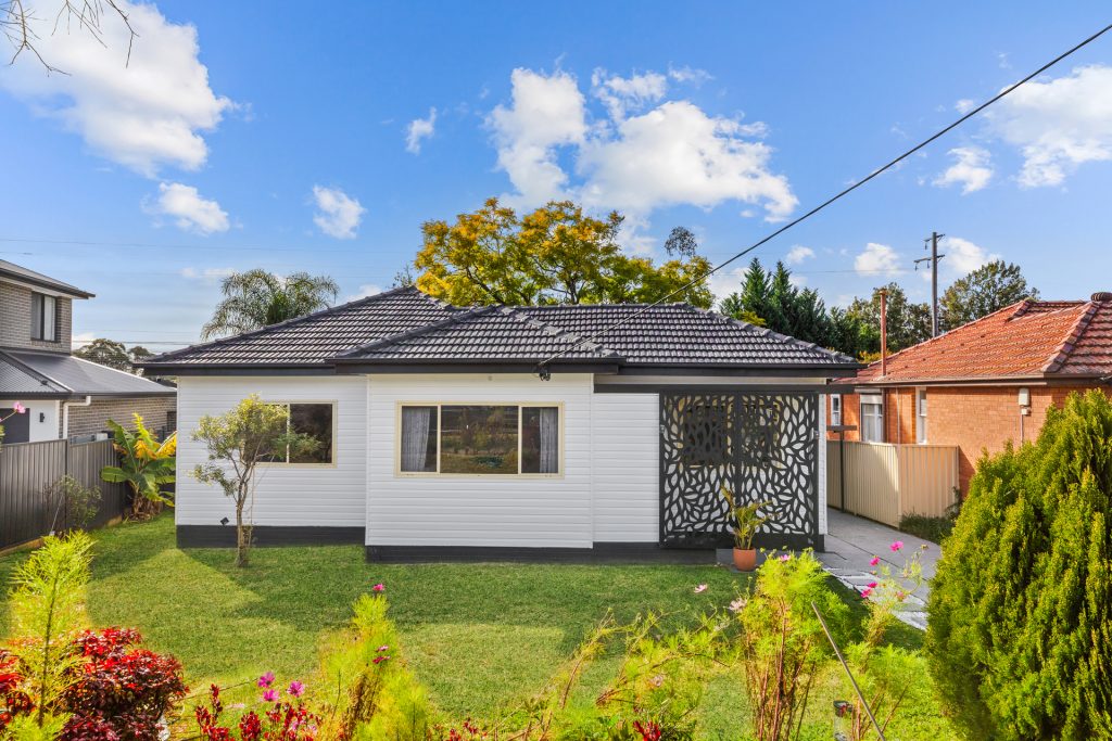 15 Andrew Place, Girraween NSW 2145 - photo 16