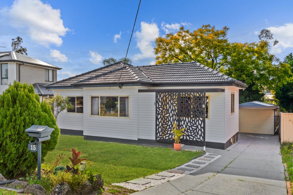 15 Andrew Place, Girraween NSW 2145 - photo 8