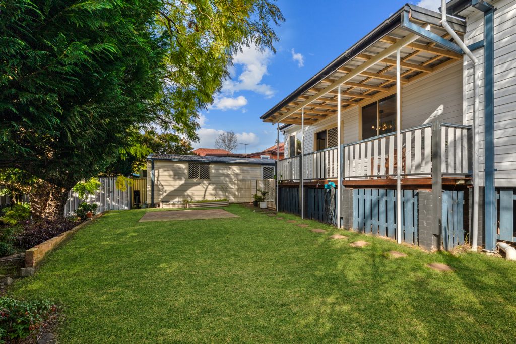 15 Andrew Place, Girraween NSW 2145 - photo 9