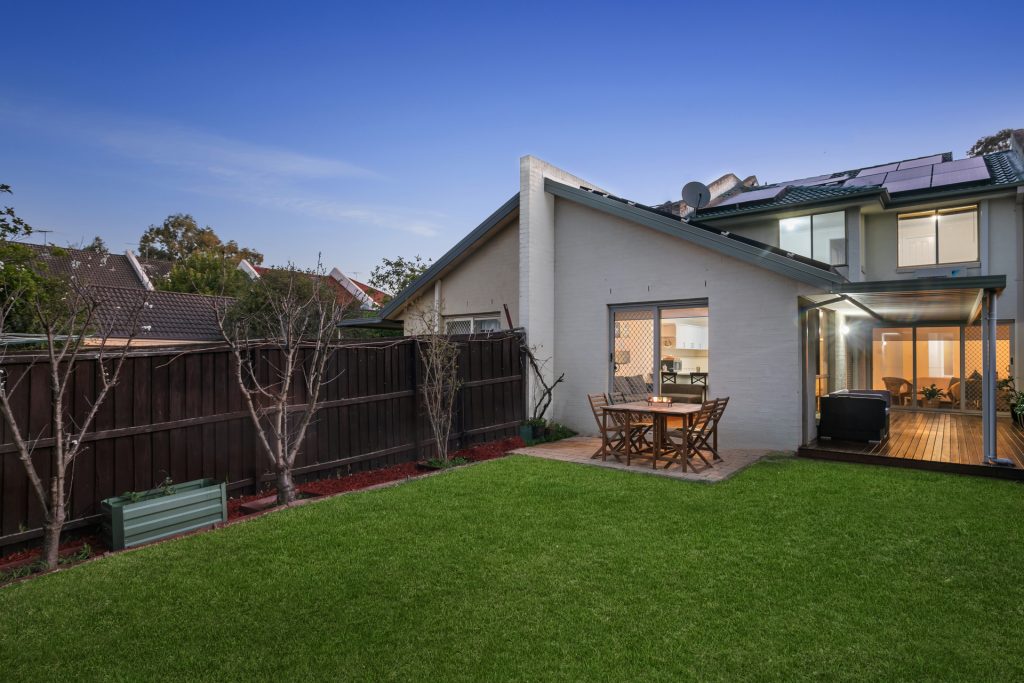 5 Purri Avenue, Baulkham Hills NSW 2153 - photo 11