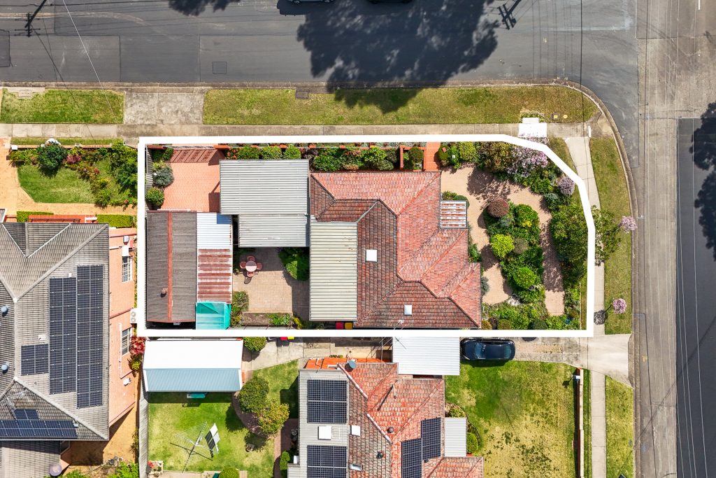 70 Grantham Road, Seven Hills NSW 2147 - photo 18