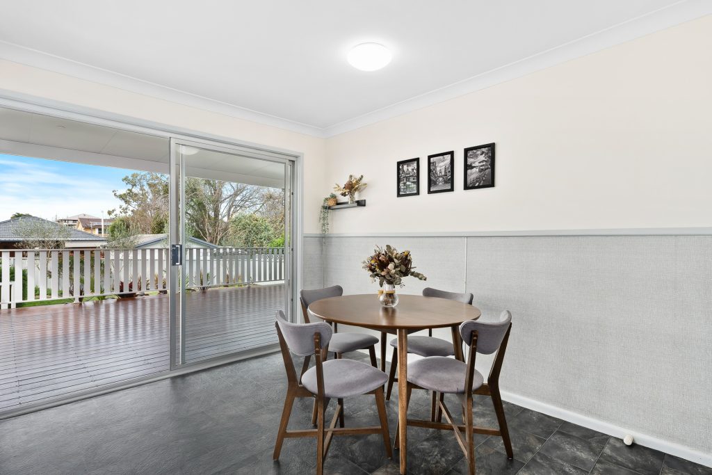 37 Athabaska Avenue, Seven Hills NSW 2147 - photo 4