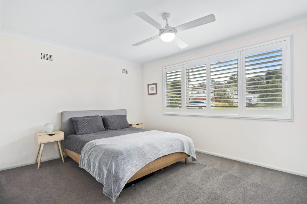 37 Athabaska Avenue, Seven Hills NSW 2147 - photo 5