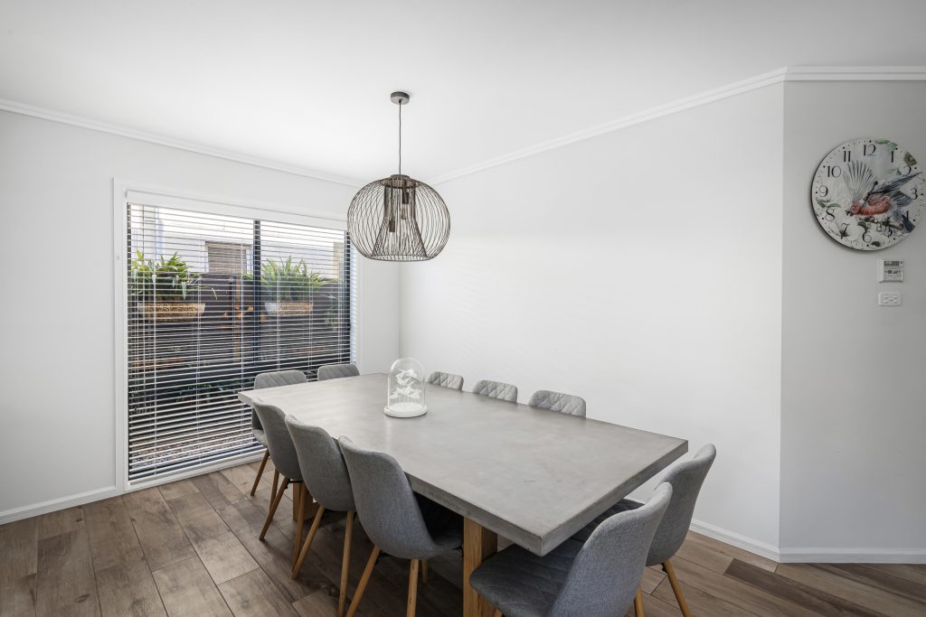 6 Grazier Circuit, Pemulwuy NSW 2145 - photo 5