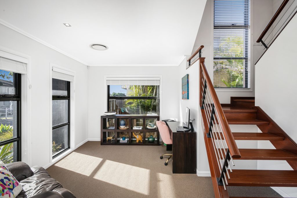 6 Grazier Circuit, Pemulwuy NSW 2145 - photo 6