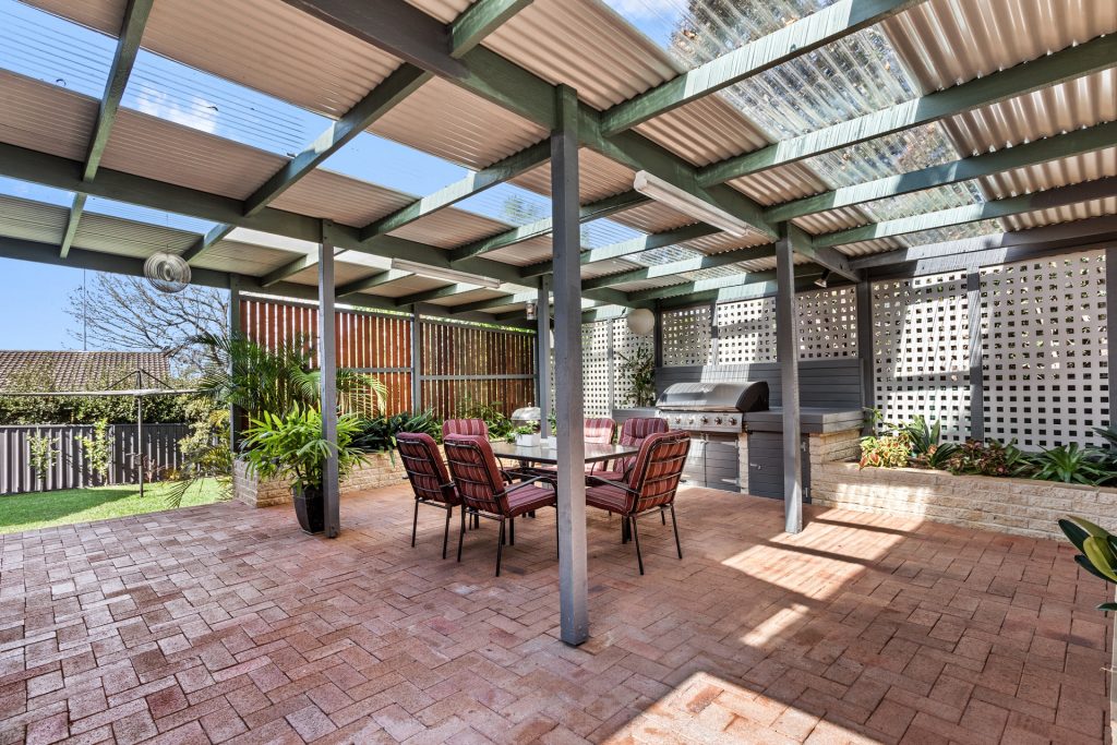 13 Deptford Avenue, Kings Langley NSW 2147 - photo 11