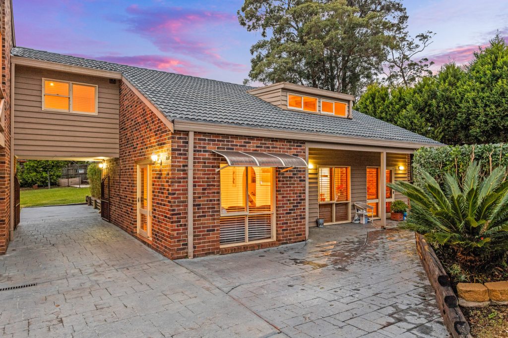 6 Merelynne Avenue, West Pennant Hills NSW 2125 - photo 13