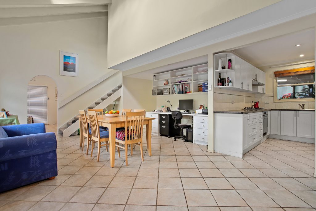 6 Merelynne Avenue, West Pennant Hills NSW 2125 - photo 15