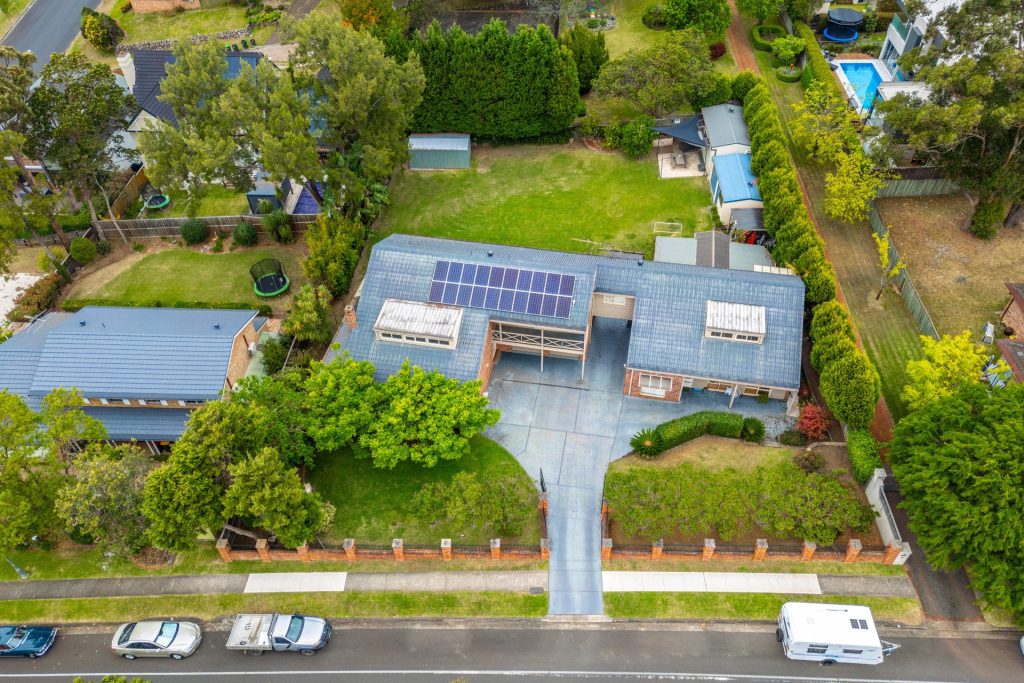 6 Merelynne Avenue, West Pennant Hills NSW 2125 - photo 17
