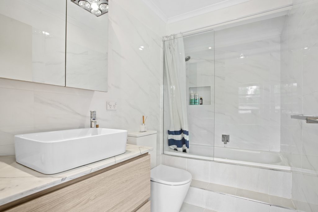 6 Merelynne Avenue, West Pennant Hills NSW 2125 - photo 10