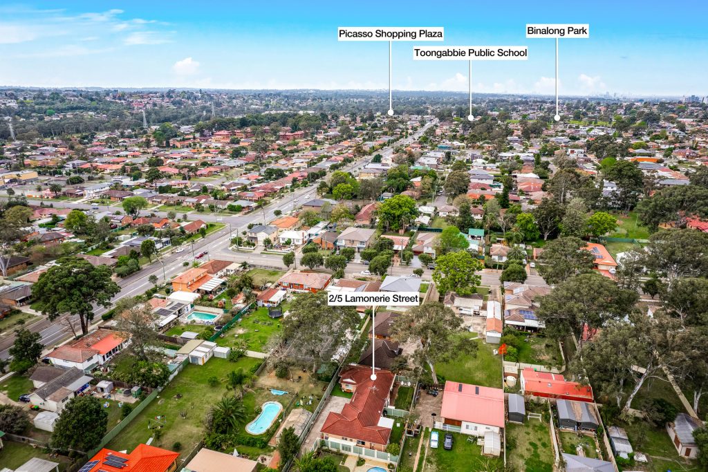2/5 Lamonerie Street, Toongabbie NSW 2146 - photo 13