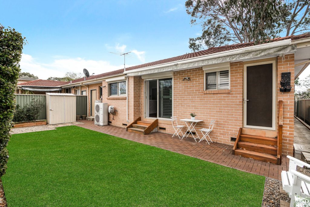 2/5 Lamonerie Street, Toongabbie NSW 2146 - photo 9