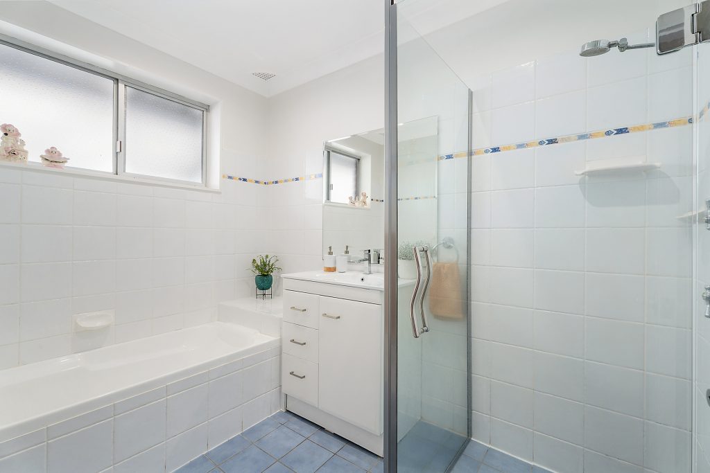 9 Merrilong Street, Castle Hill NSW 2154 - photo 12