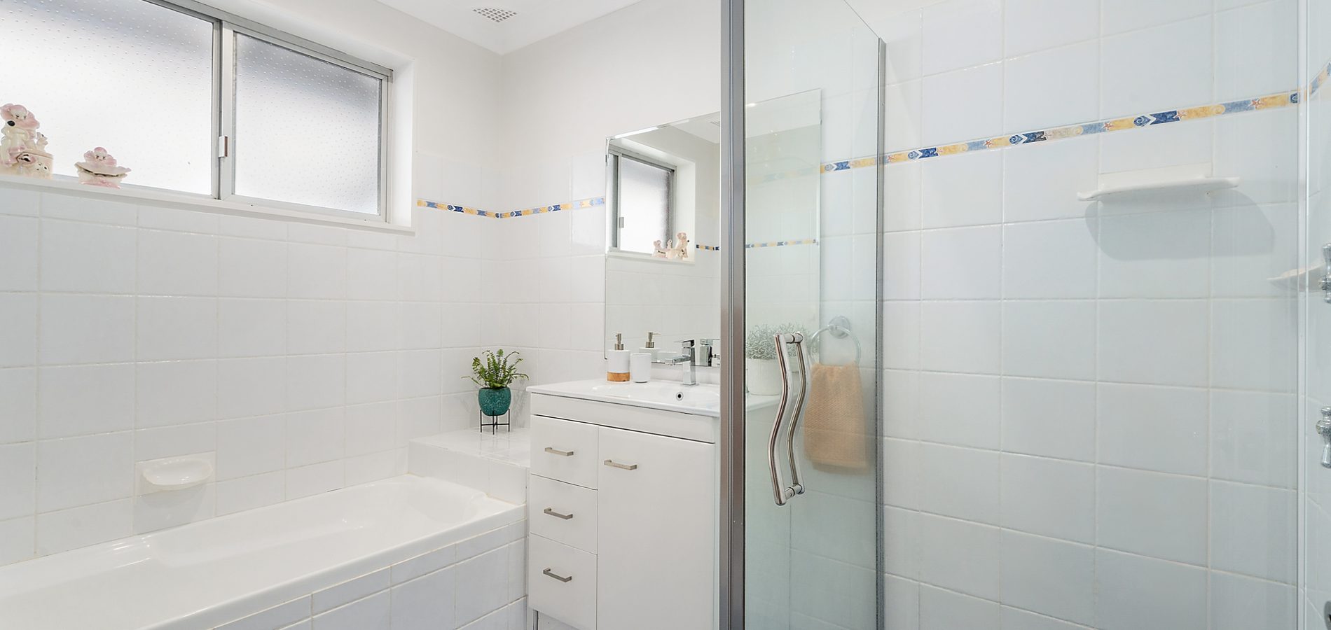 9 Merrilong Street, Castle Hill NSW 2154 - photo 12