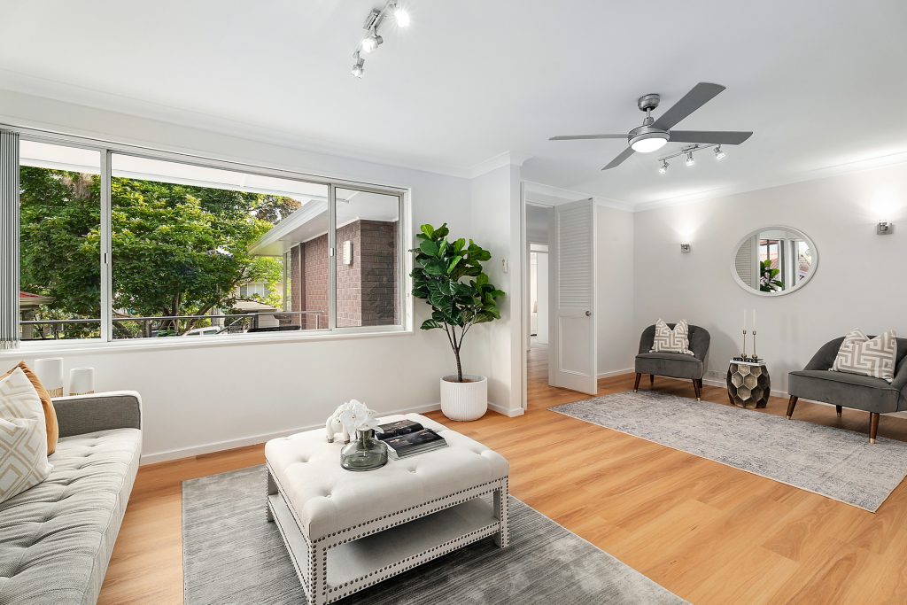 9 Merrilong Street, Castle Hill NSW 2154 - photo 3