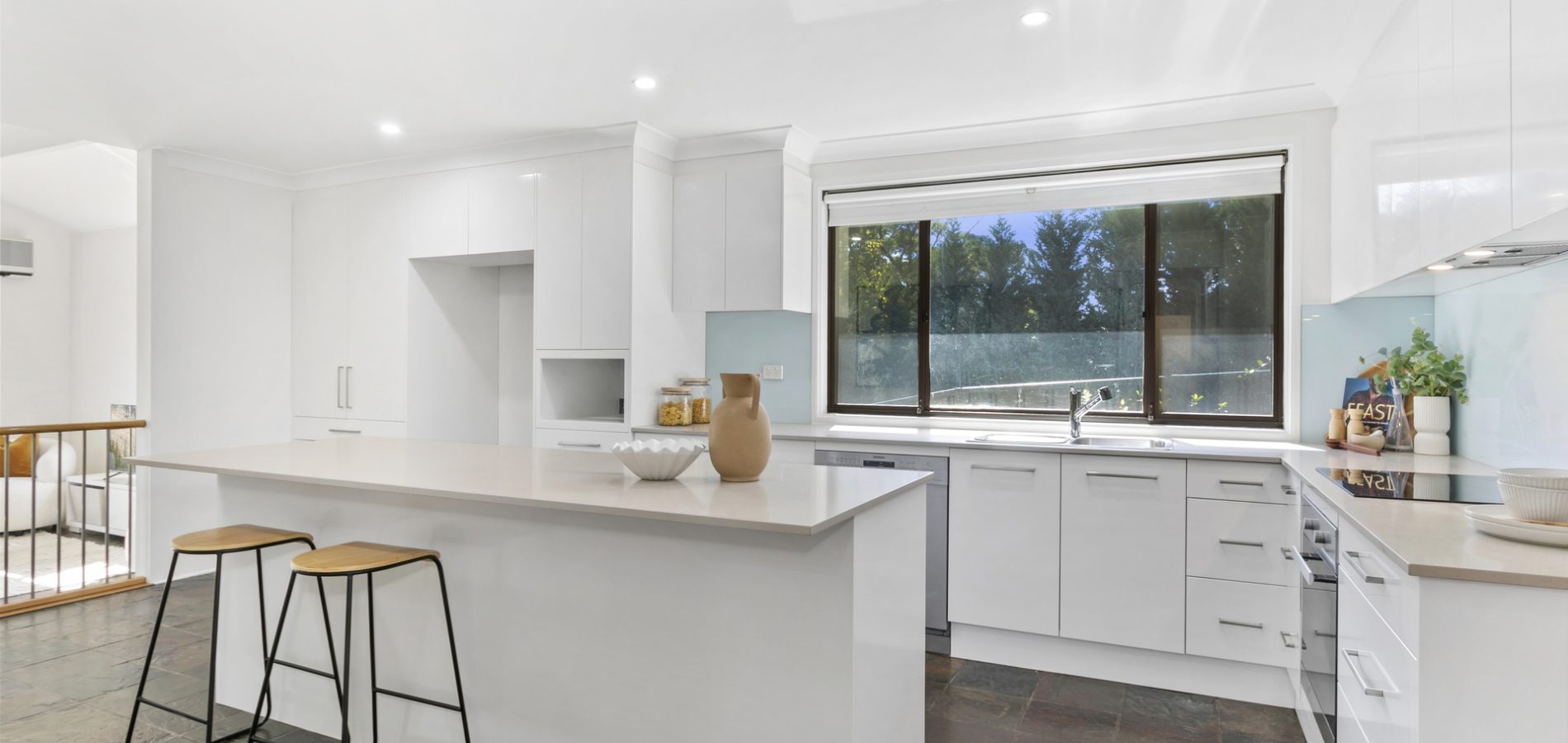 96 Ridgecrop Drive, Castle Hill NSW 2154 - photo 5