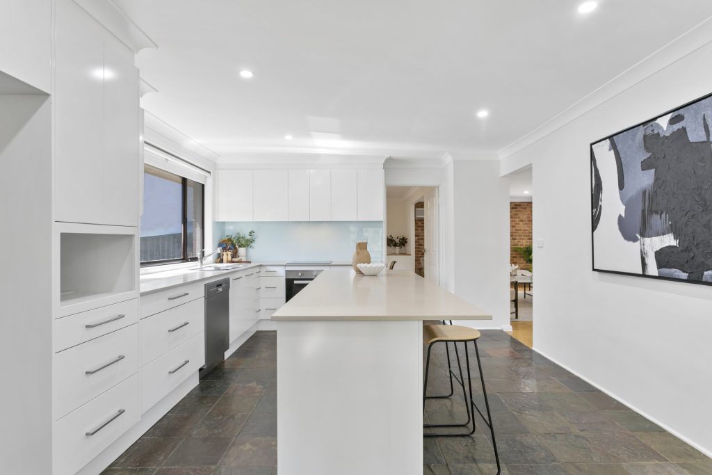 96 Ridgecrop Drive, Castle Hill NSW 2154 - photo 6