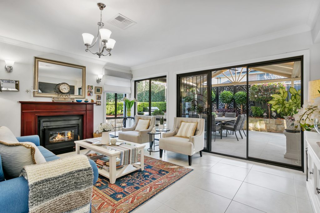 52 Bordeaux Crescent, Castle Hill NSW 2154 - photo 5