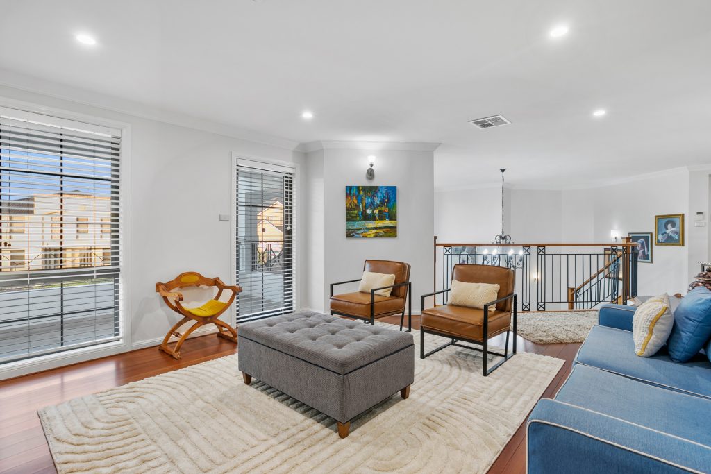 52 Bordeaux Crescent, Castle Hill NSW 2154 - photo 9