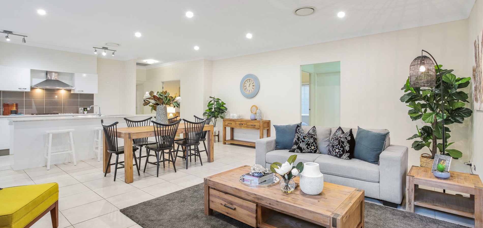 12 Bridgewater Crescent, Beaumont Hills NSW 2155 - photo 2