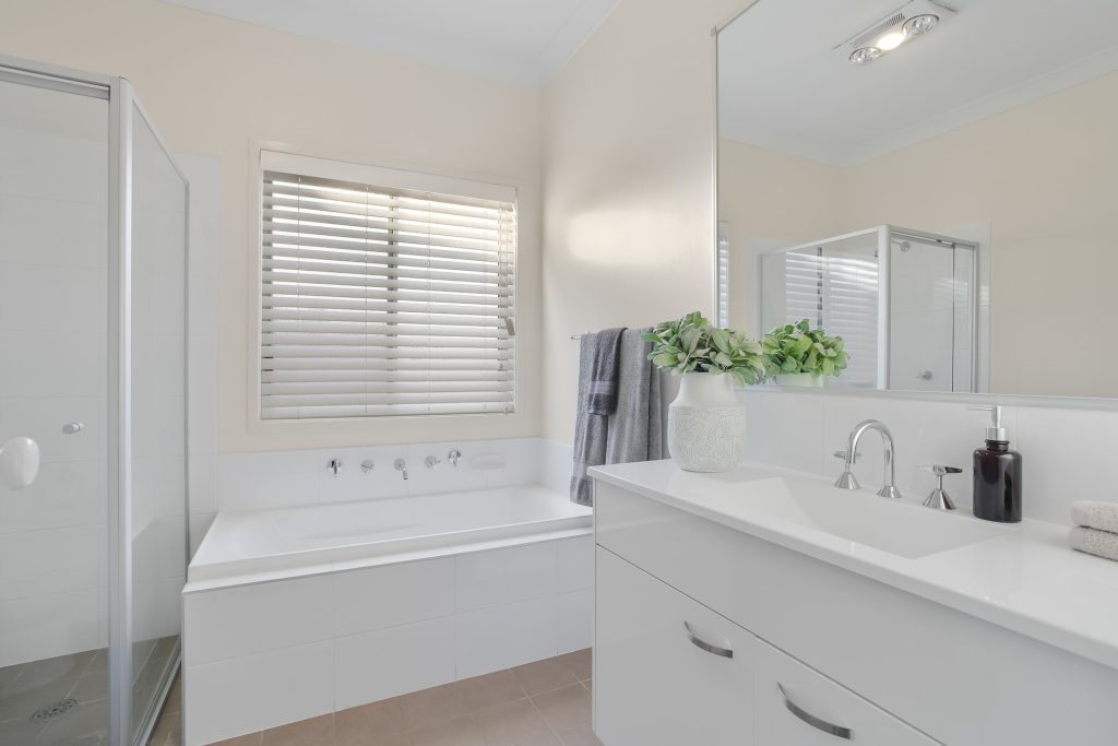 12 Bridgewater Crescent, Beaumont Hills NSW 2155 - photo 11