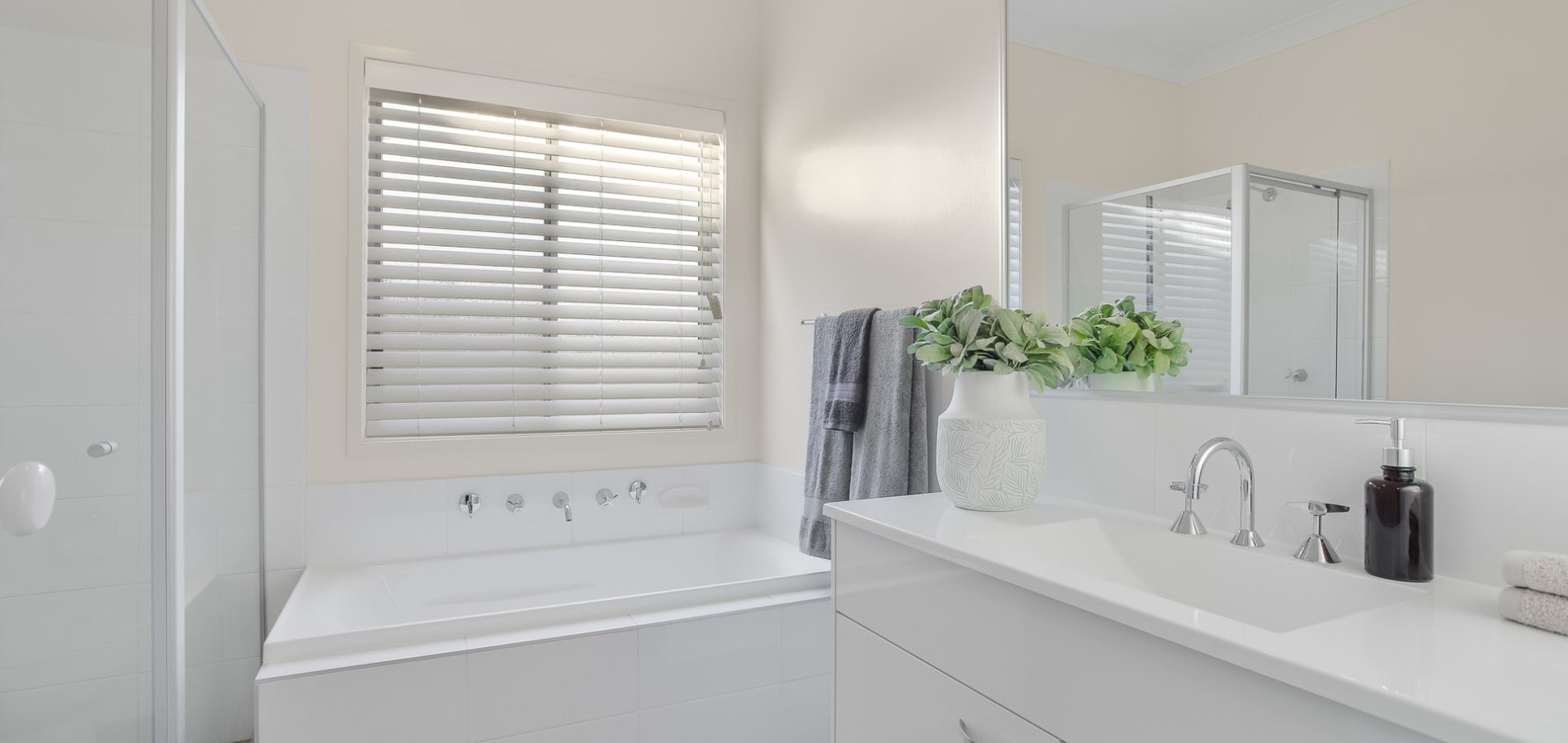12 Bridgewater Crescent, Beaumont Hills NSW 2155 - photo 11