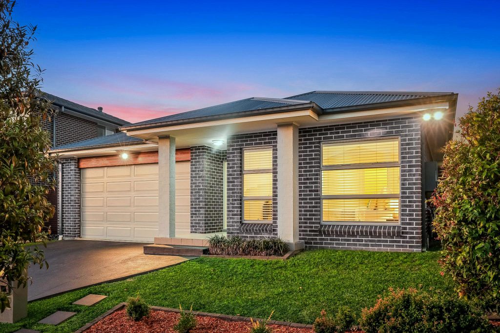 12 Bridgewater Crescent, Beaumont Hills NSW 2155 - photo 15