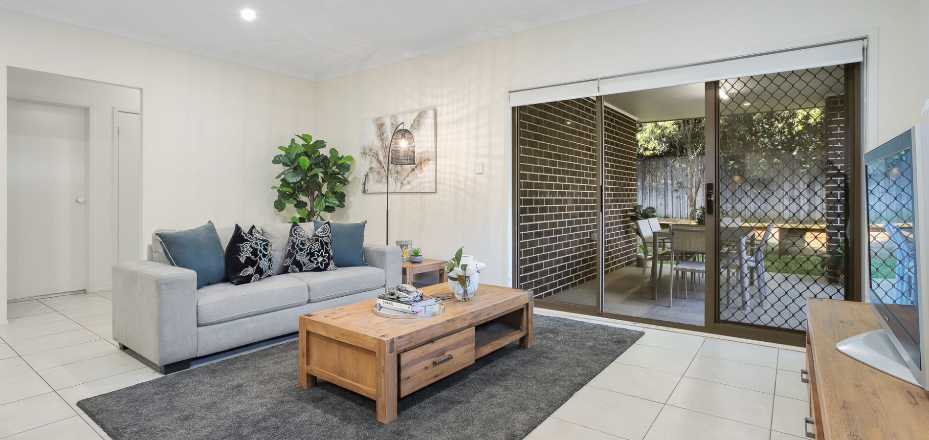 12 Bridgewater Crescent, Beaumont Hills NSW 2155 - photo 3