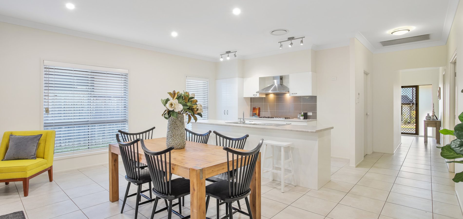 12 Bridgewater Crescent, Beaumont Hills NSW 2155 - photo 6