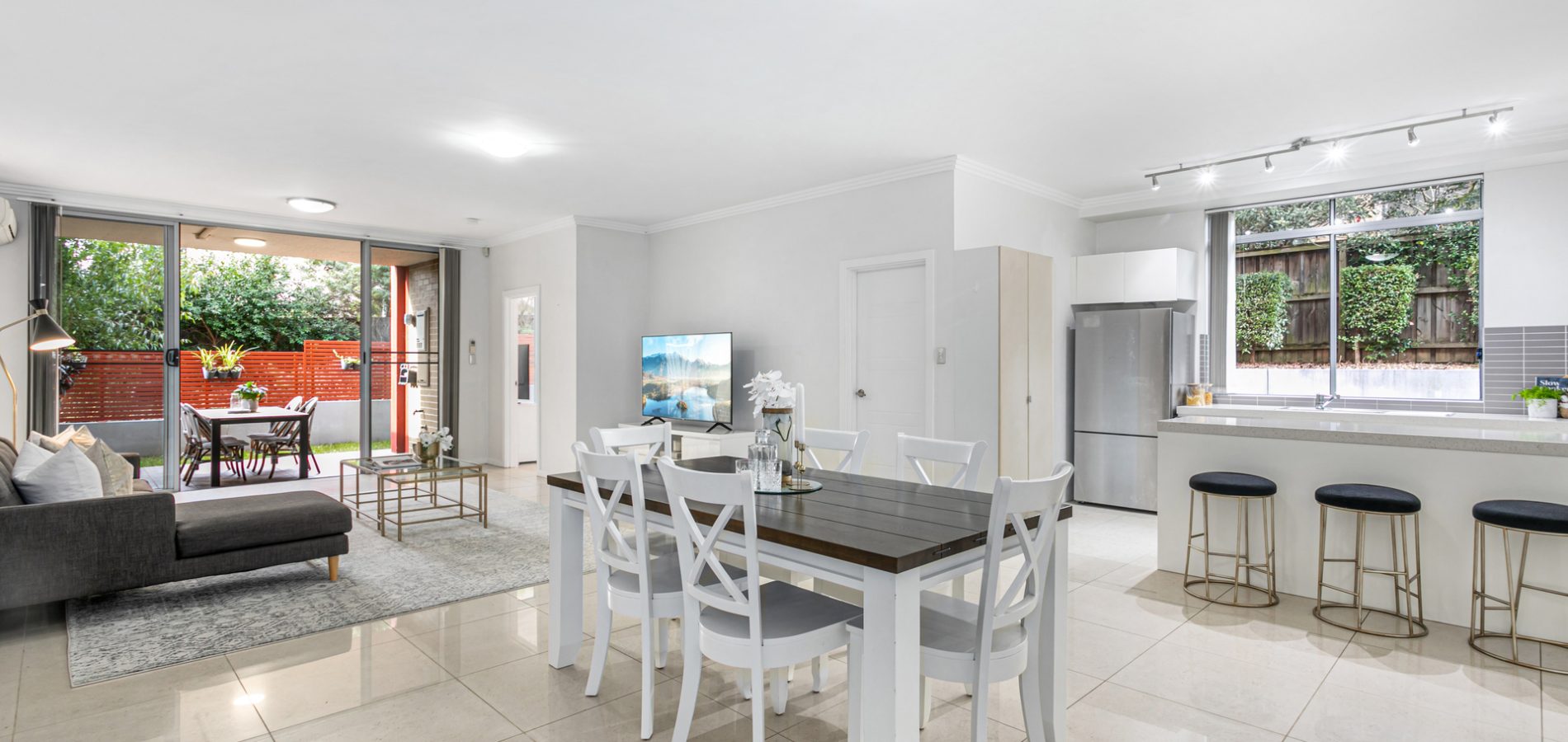 5/5 Sherwin Avenue, Castle Hill NSW 2154 - photo 3